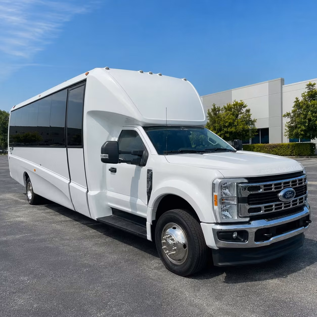 15 passenger minibus