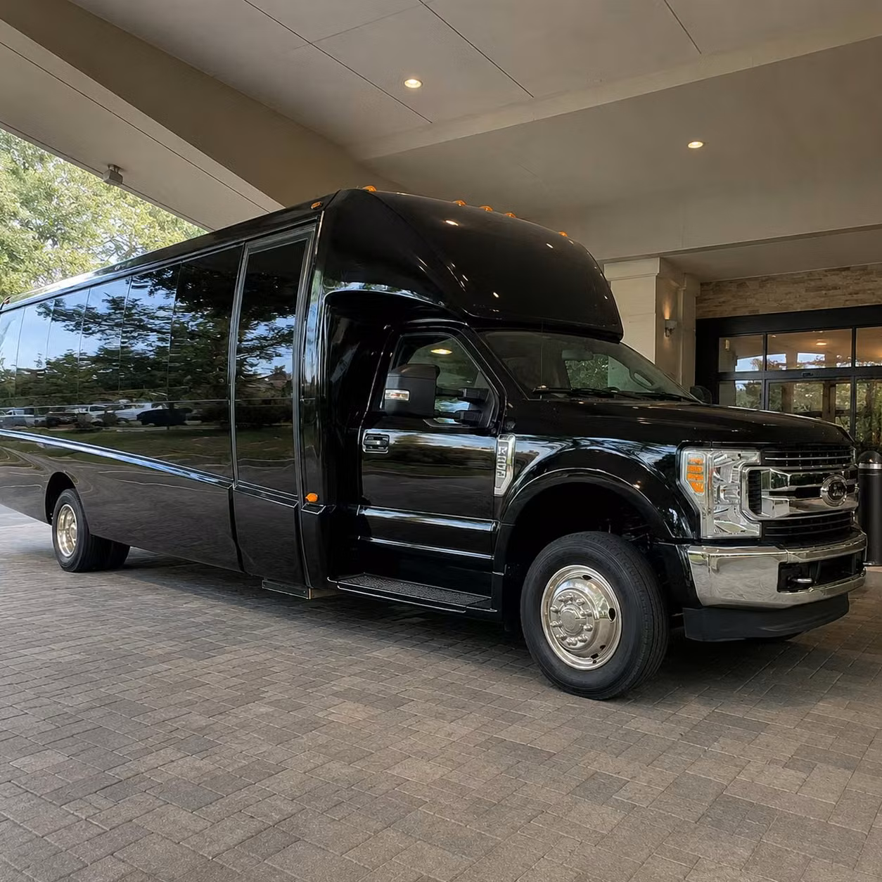 18 passenger minibus